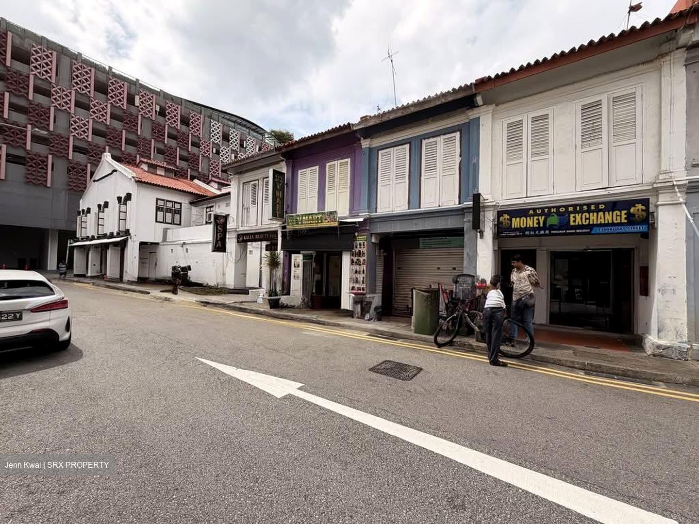 Jurong East Street 31 (D22), Shop House #557387171